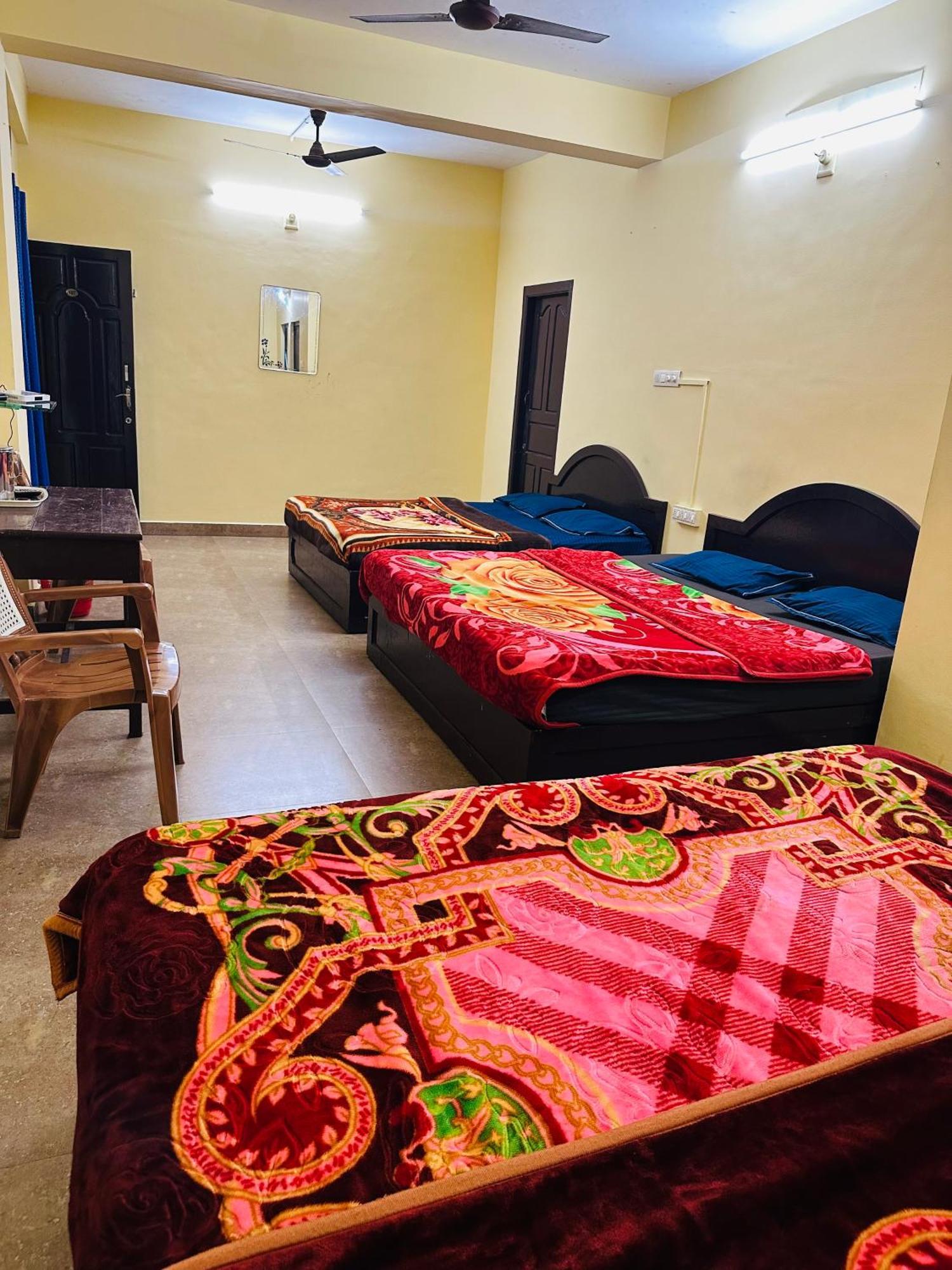 G Mount Budget Stay Munnar Exteriör bild