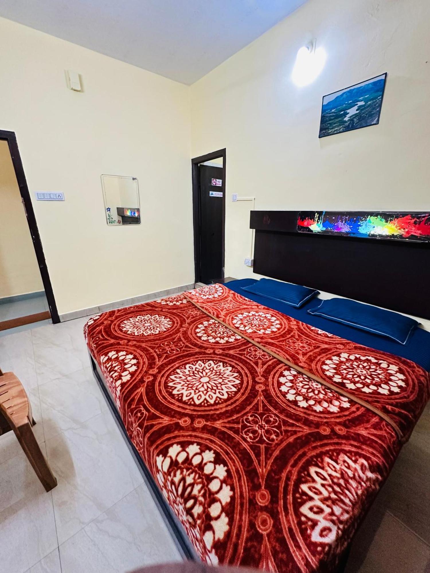 G Mount Budget Stay Munnar Exteriör bild