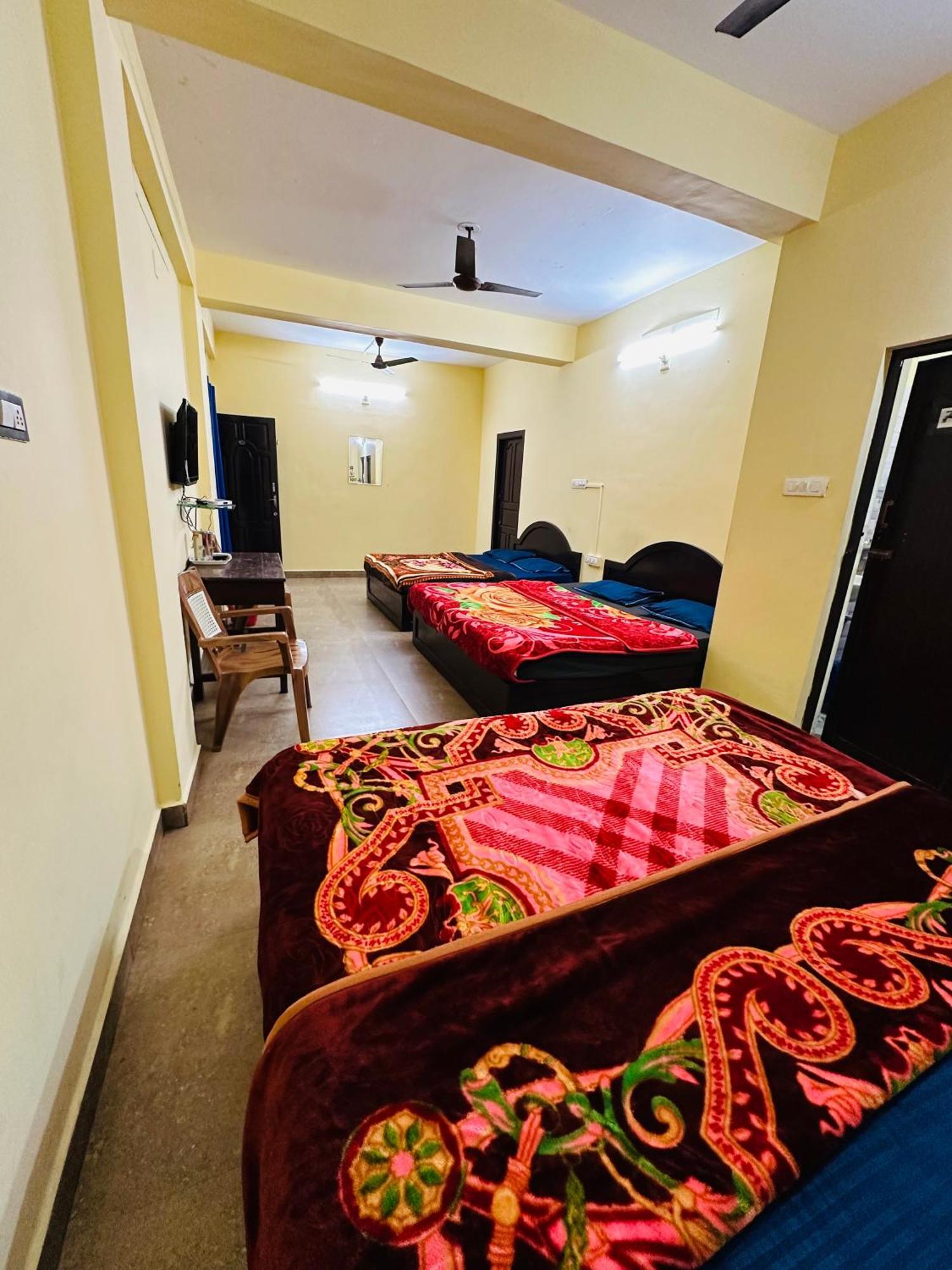 G Mount Budget Stay Munnar Exteriör bild