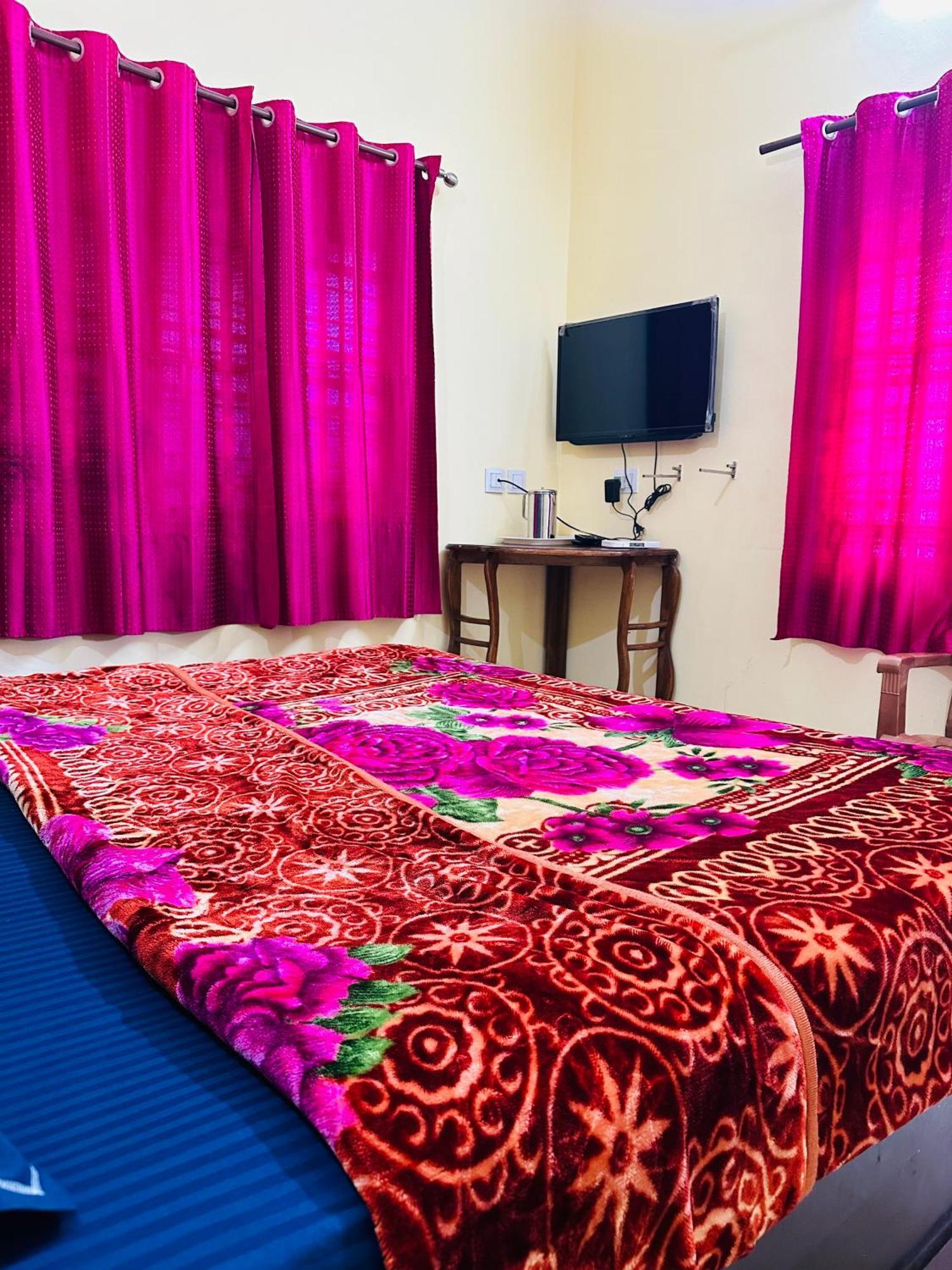 G Mount Budget Stay Munnar Exteriör bild