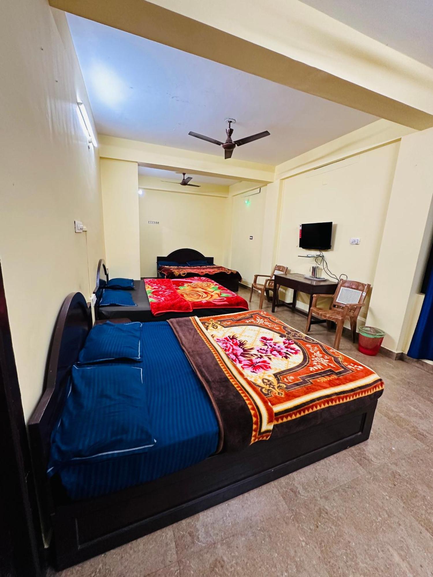 G Mount Budget Stay Munnar Exteriör bild