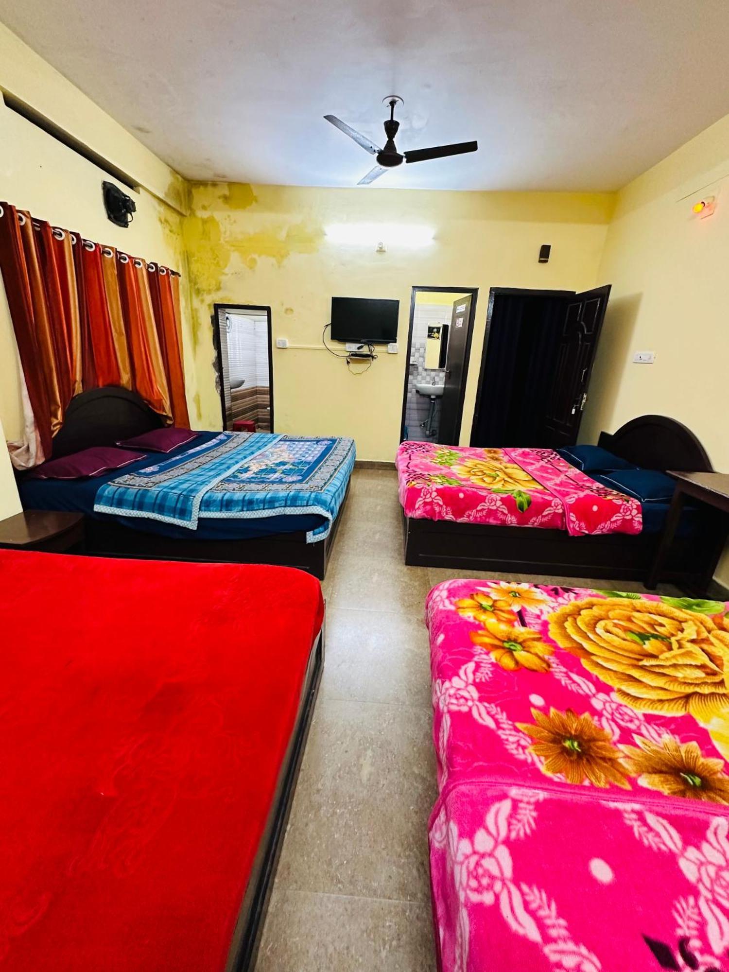 G Mount Budget Stay Munnar Exteriör bild