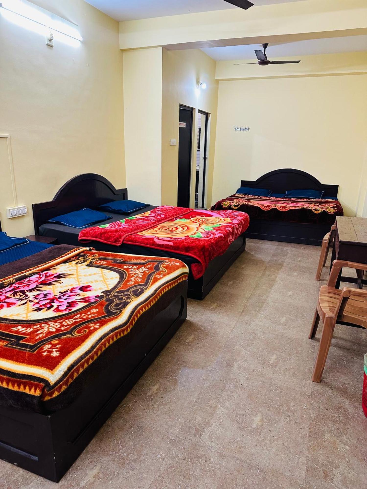 G Mount Budget Stay Munnar Exteriör bild