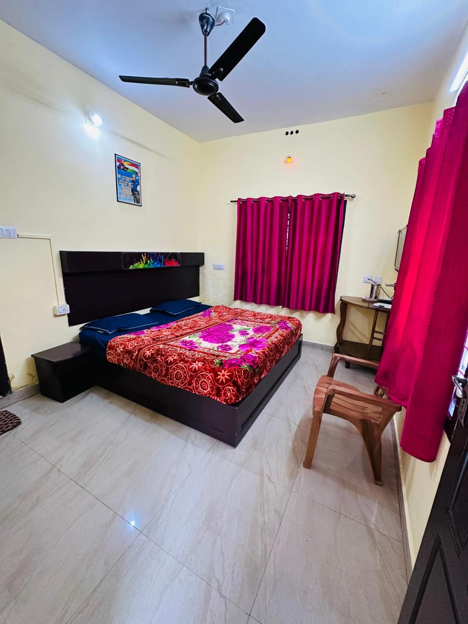 G Mount Budget Stay Munnar Exteriör bild